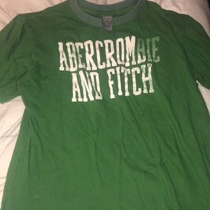 Abercrombie and finch t-shirt